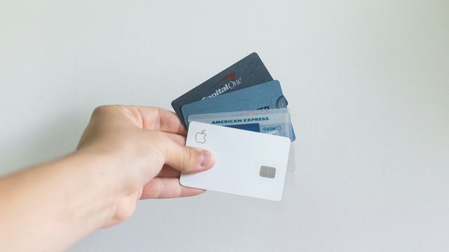 Crypto coins and gold — EarnCrypto faucets with instant withdrawals